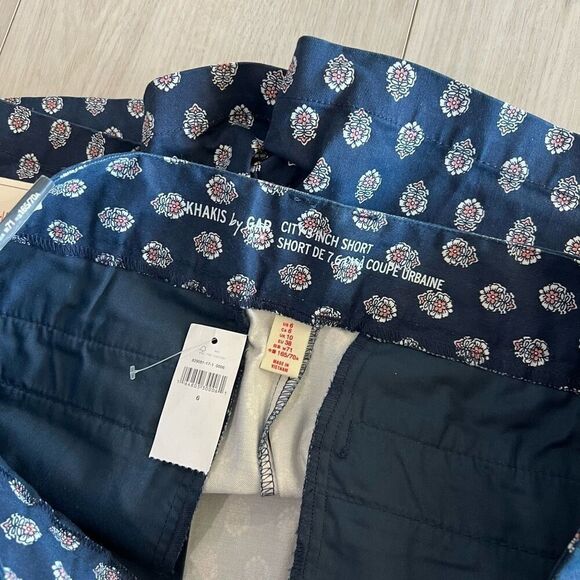 Gap Khakis City 3 Inch Shorts Womens Size 6 Navy Paisley Print Mid Rise Twill - Picture 8 of 8